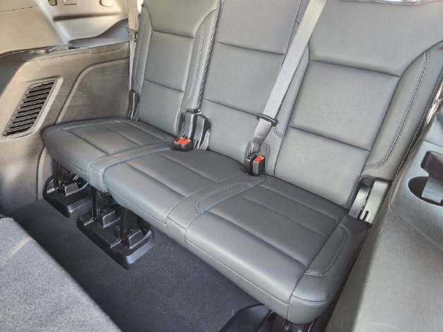 Used 2025 Chevrolet Tahoe LT AWD/4WD image 31