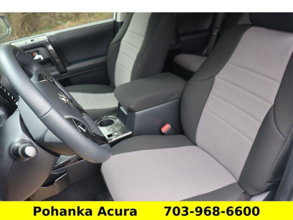 Used 2024 Toyota 4Runner TRD Off-Road Premium image 33