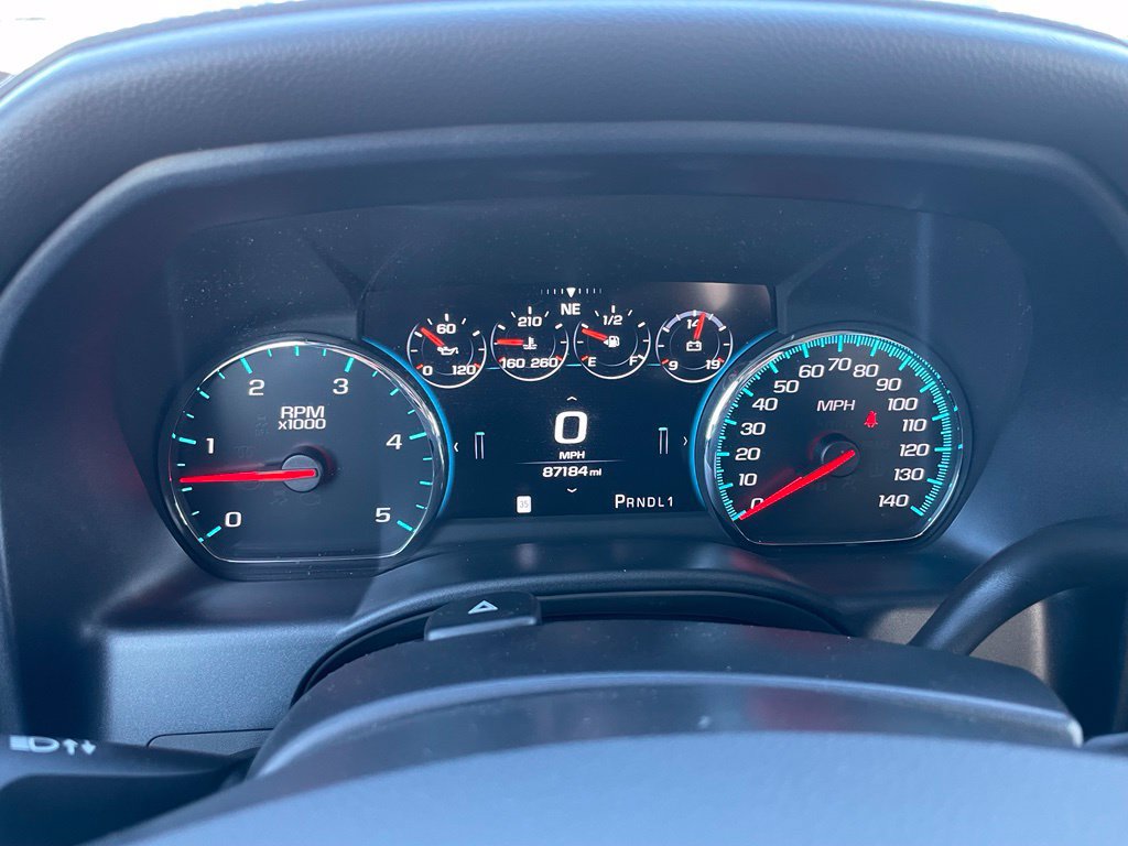 Used 2017 GMC Sierra 3500 Denali w/ Duramax Plus Package AWD/4WD image 9
