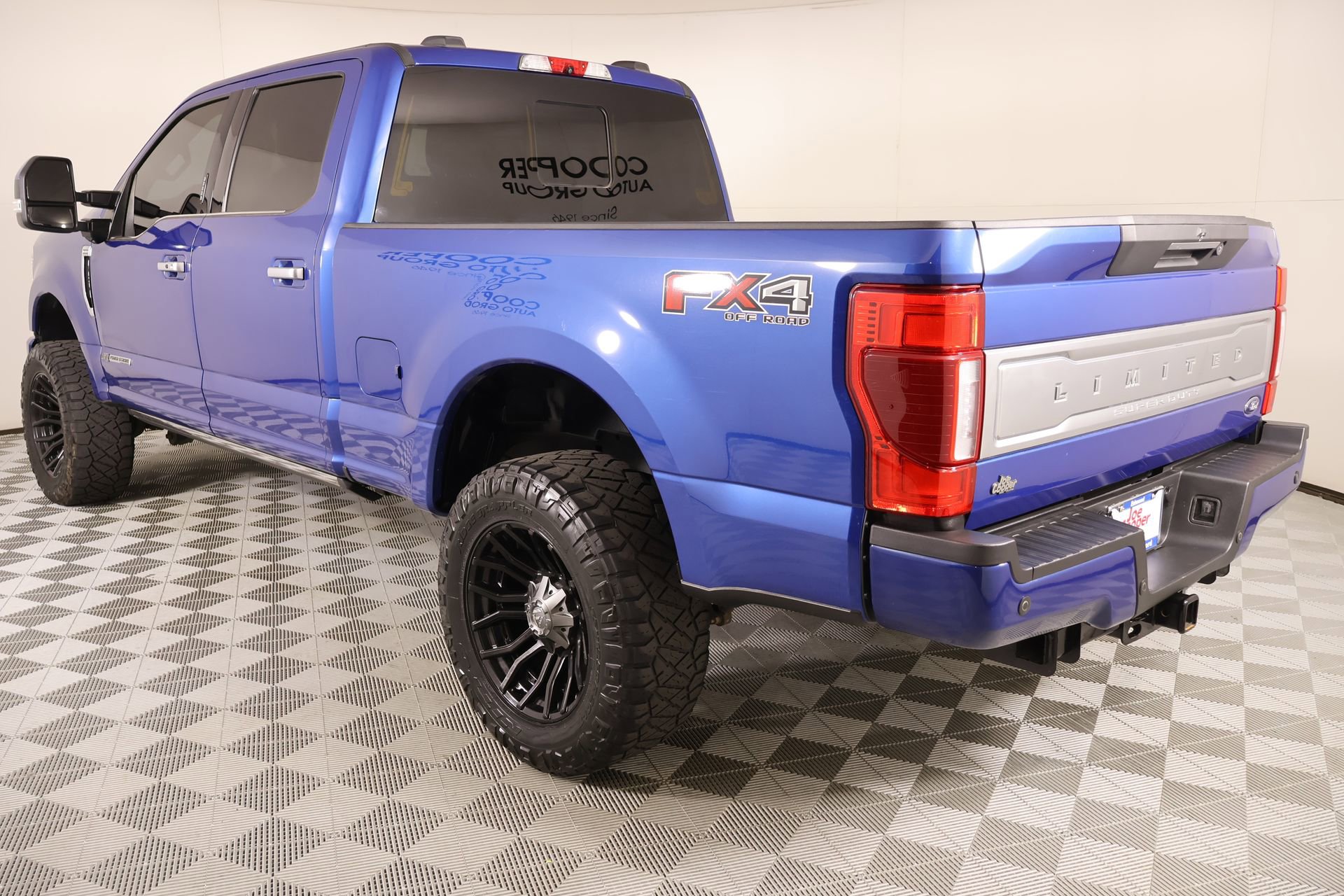 Used 2022 Ford F250 Limited w/ FX4 Off-Road Package AWD/4WD image 25