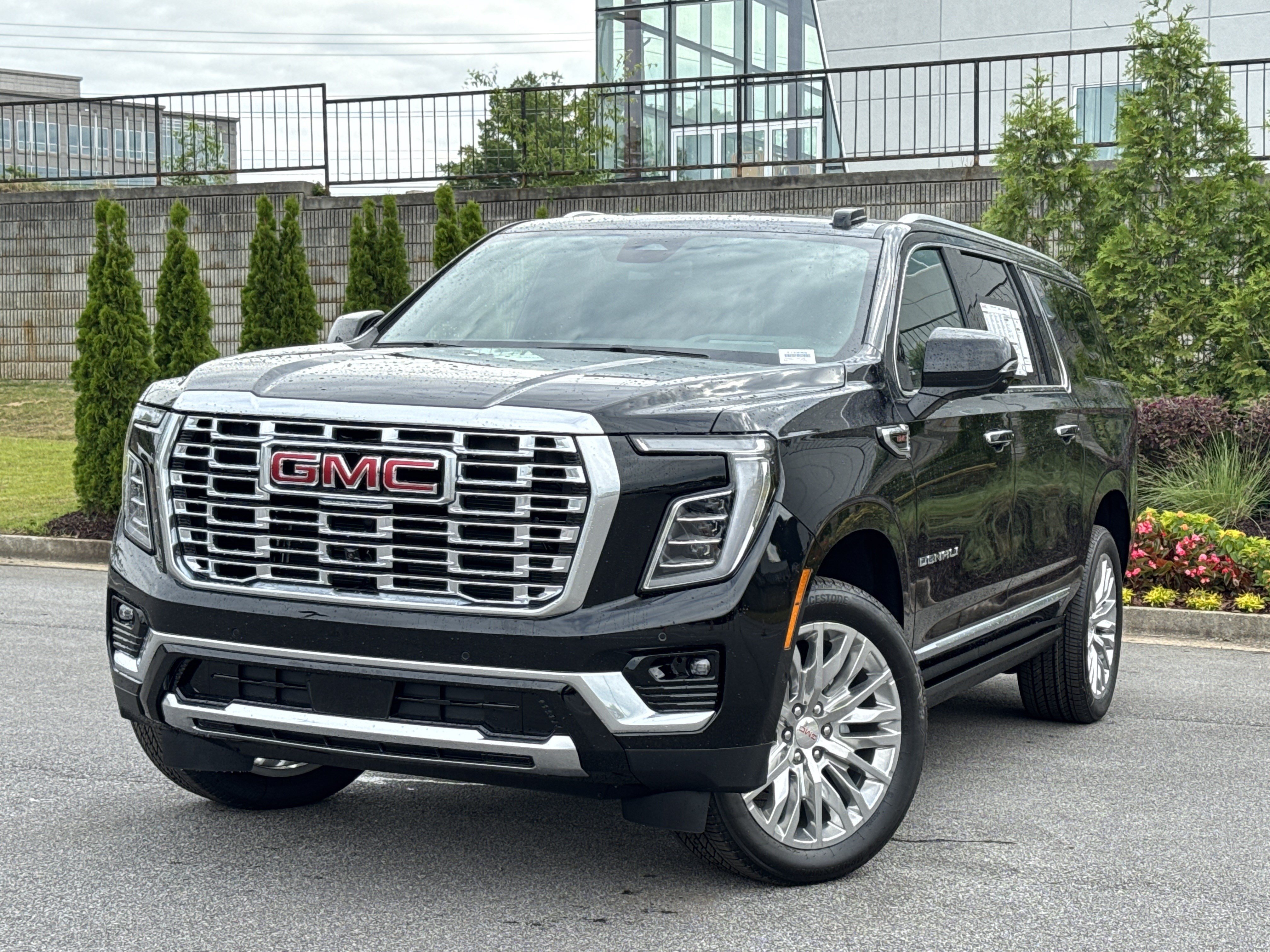 New 2026 GMC Yukon XL Denali w/ Sun & Power Step Package AWD/4WD image 5