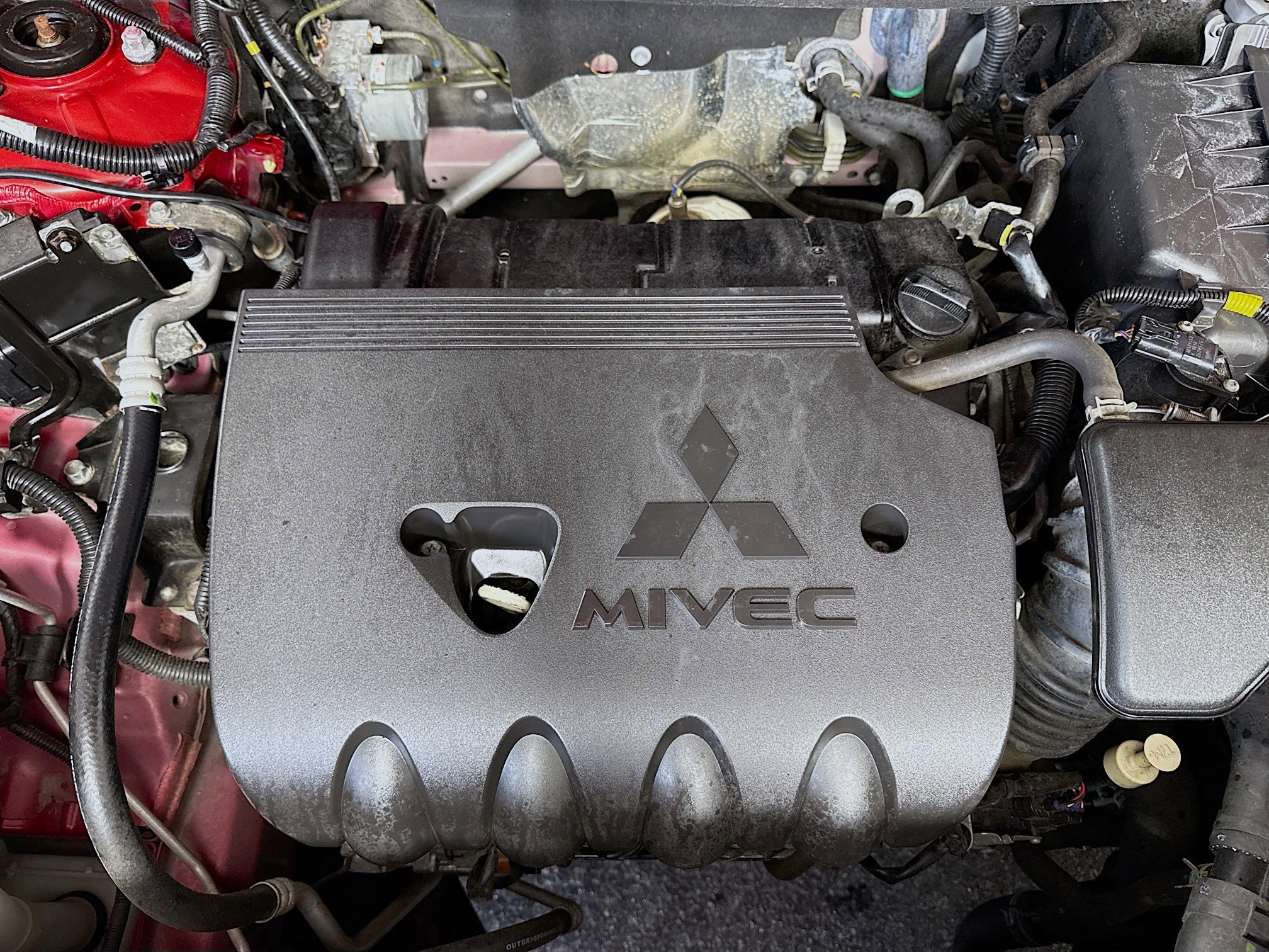 Used 2019 Mitsubishi Outlander SE image 39