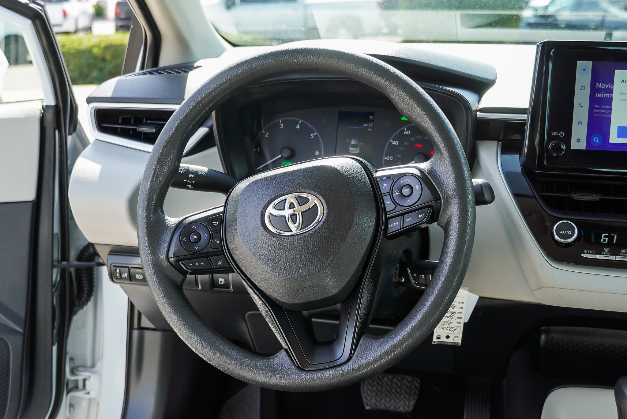 Certified 2024 Toyota Corolla LE FWD image 30