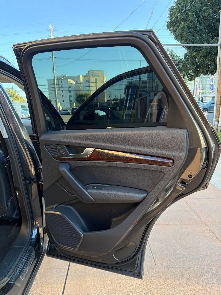 Used 2018 Audi Q5 2.0T Premium Plus w/ Premium Plus Package image 65