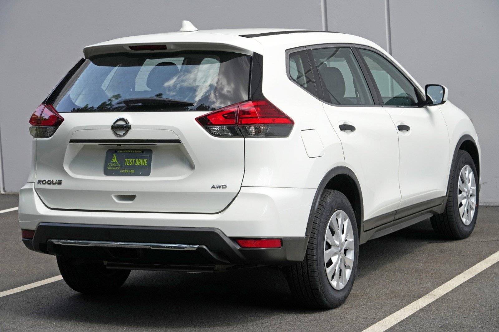 Used 2017 Nissan Rogue S AWD/4WD image 43
