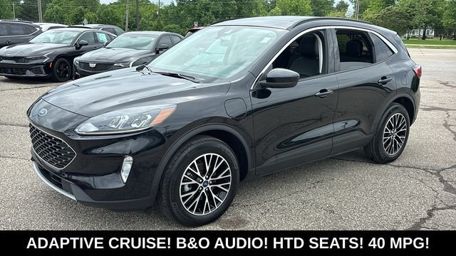 Used 2022 Ford Escape SEL w/ Technology Package FWD image 3