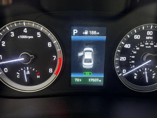 Used 2018 Hyundai Sonata Limited w/ Cargo Package FWD image 2