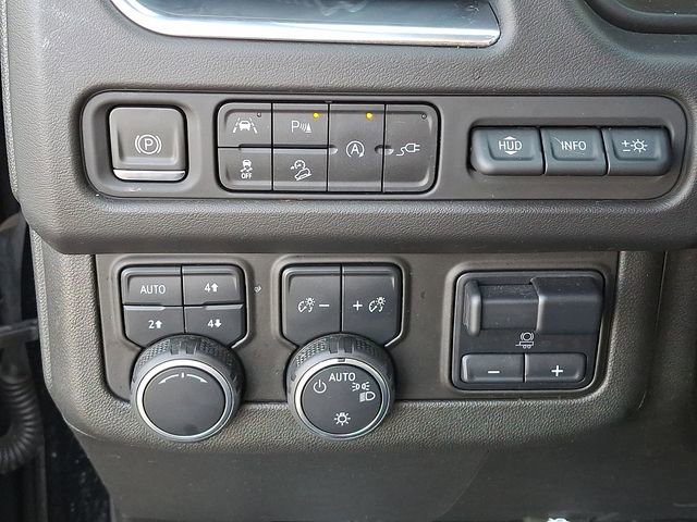 Used 2021 Chevrolet Suburban High Country w/ Premium Package image 35