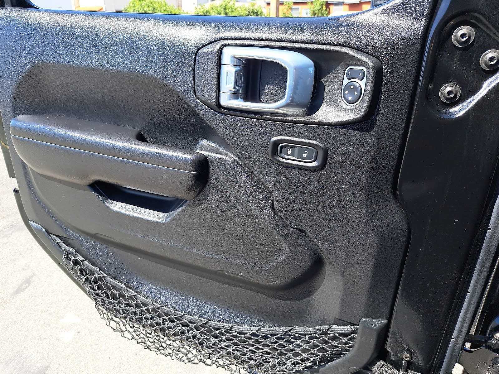 Used 2021 Jeep Wrangler Sport AWD/4WD image 28