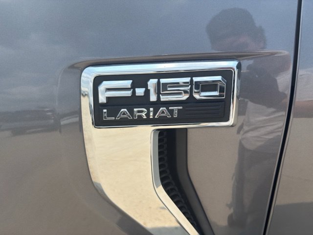 Certified 2021 Ford F150 Lariat w/ FX4 Off-Road Package AWD/4WD image 32