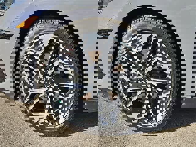 Certified 2025 Hyundai Ioniq 6 SEL image 13