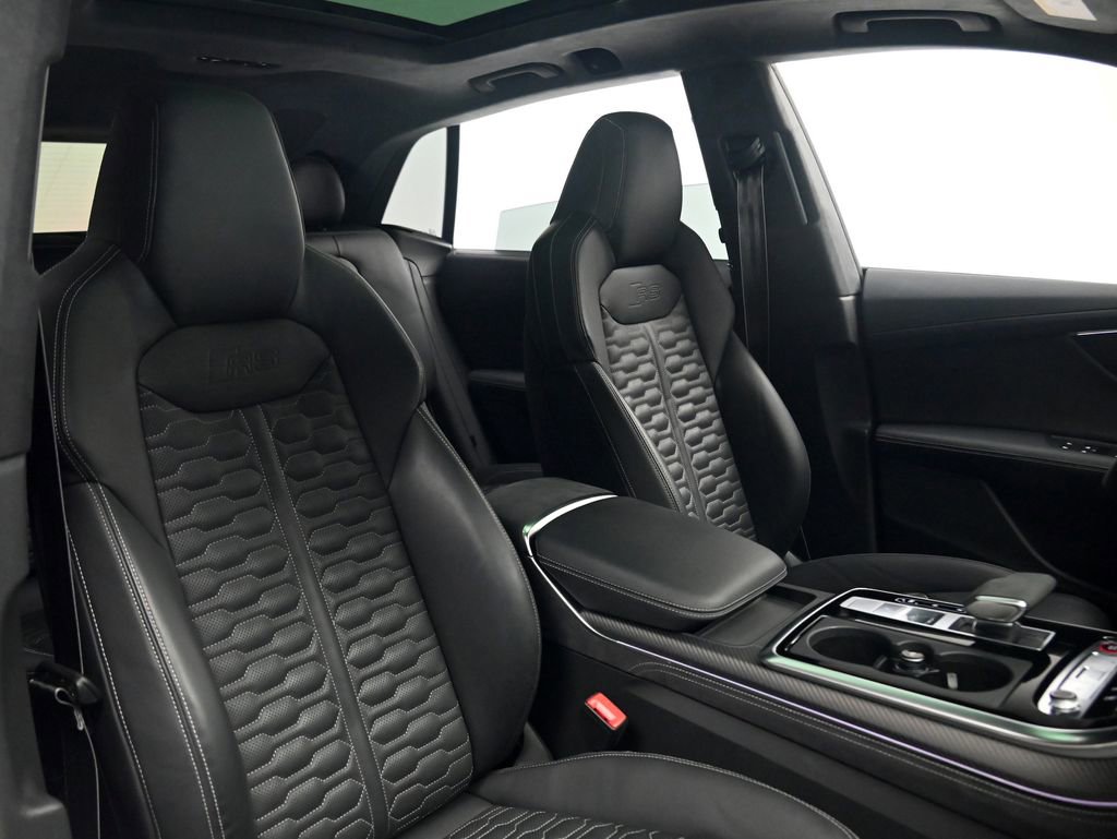 Used 2024 Audi RS Q8 image 12