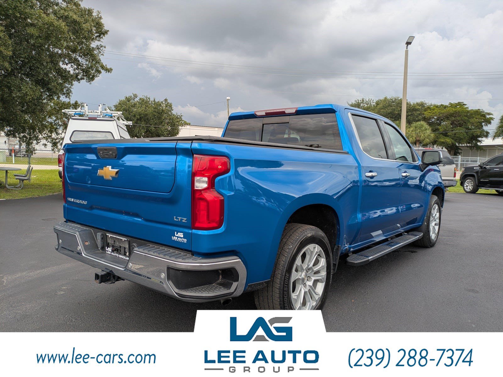 Used 2023 Chevrolet Silverado 1500 LTZ w/ LTZ Premium Package RWD image 3