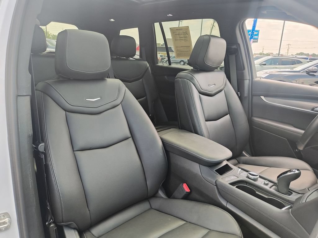 Used 2024 Cadillac XT6 Luxury AWD/4WD image 26