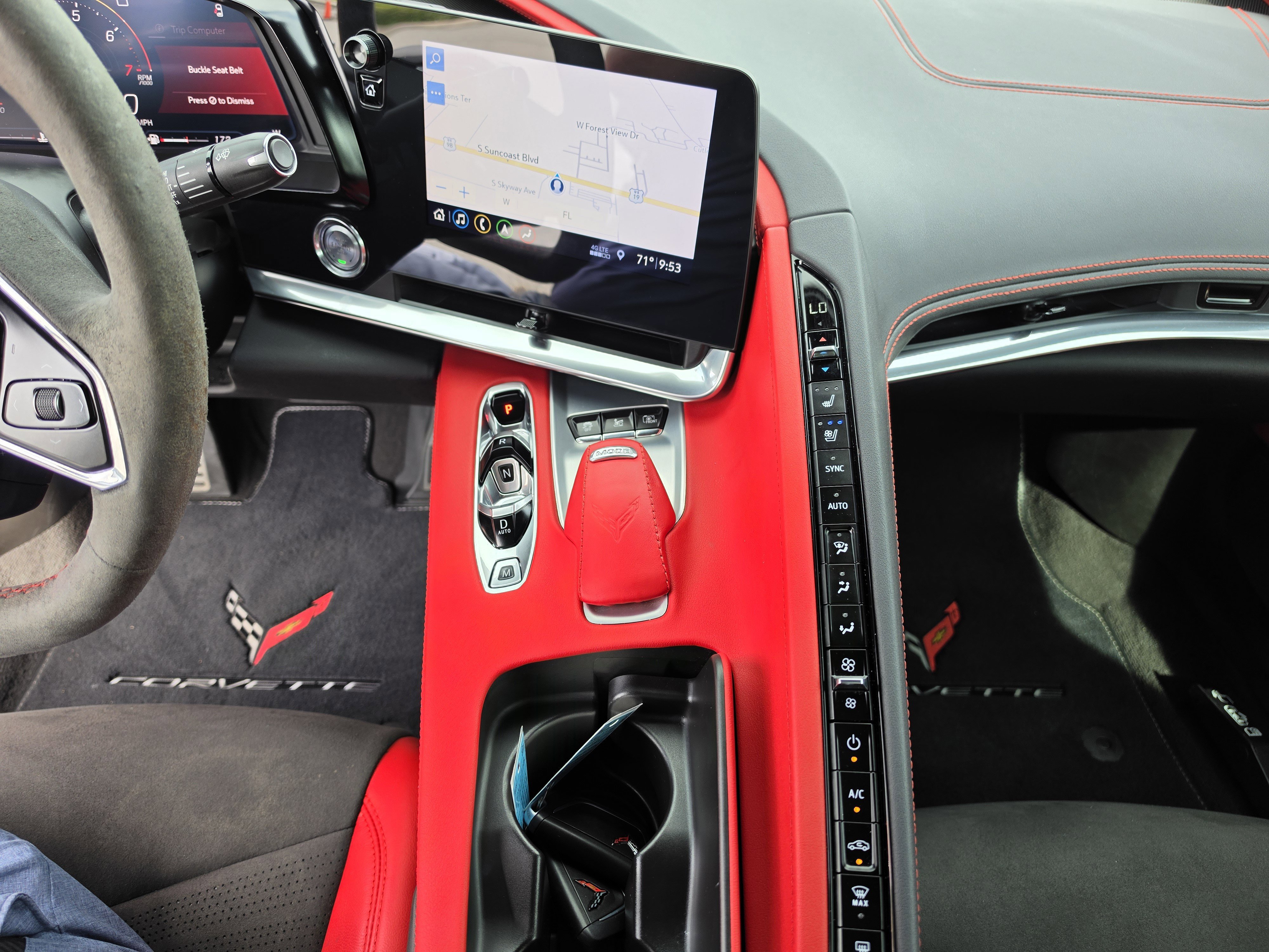 Used 2020 Chevrolet Corvette Stingray Preferred Cpe w/ 2LT Preferred Equipment Group RWD image 18