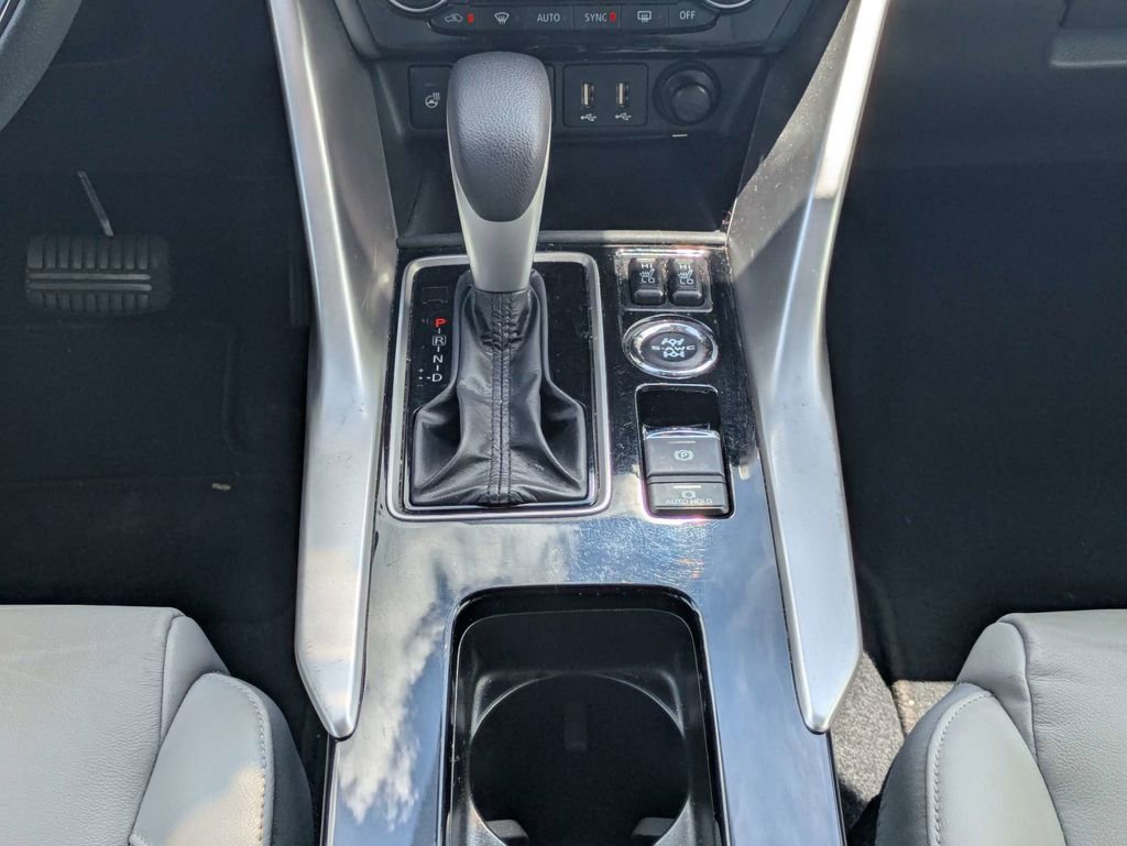Used 2023 Mitsubishi Eclipse Cross SEL AWD/4WD image 20