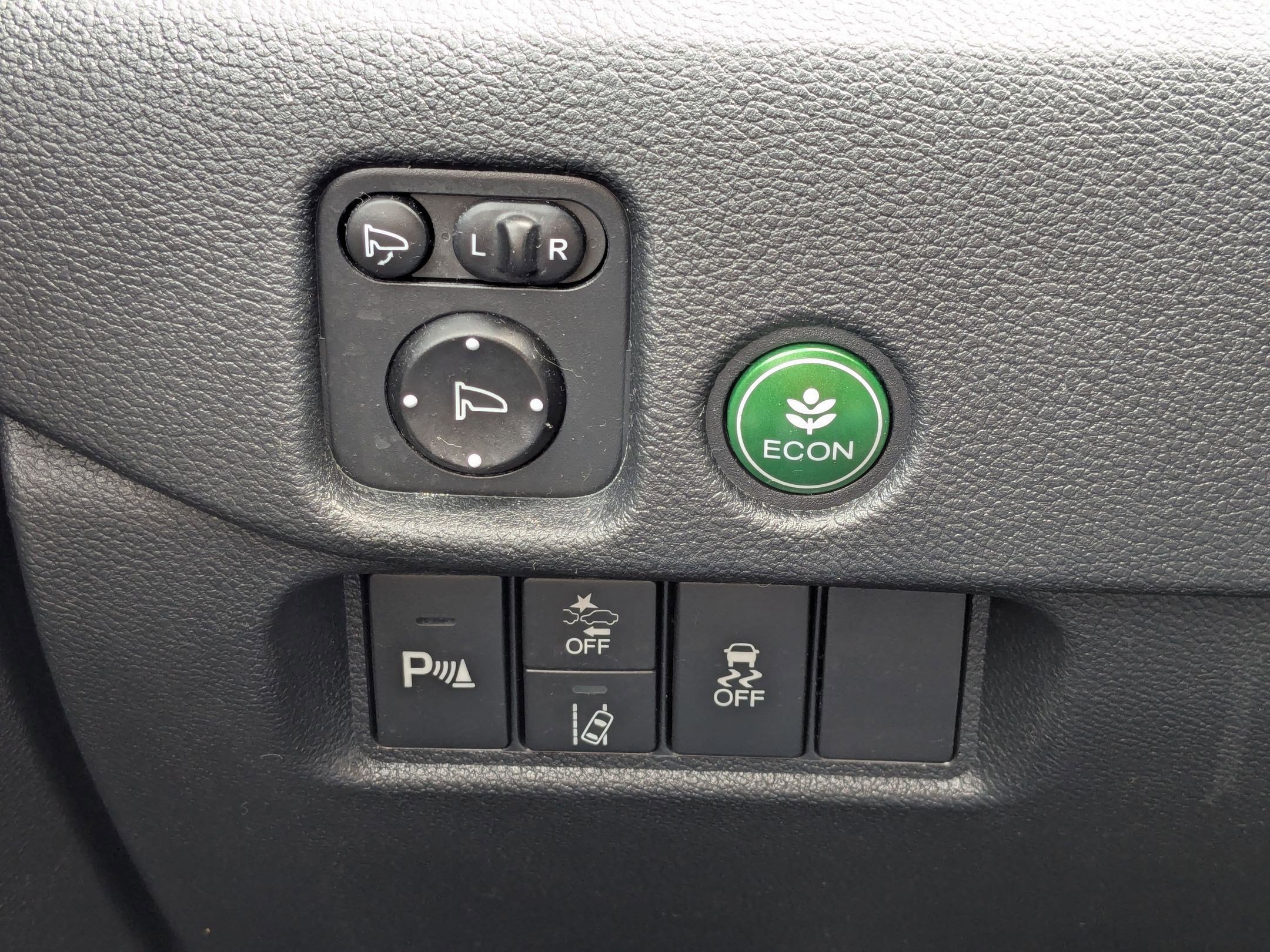 Used 2020 Honda Pilot Black Edition image 17