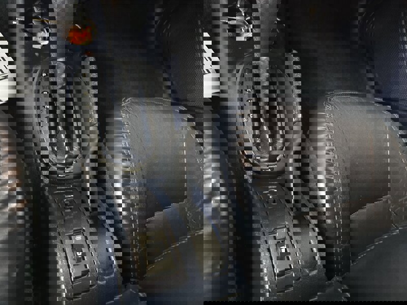 Used 2003 Chrysler Sebring Limited image 17