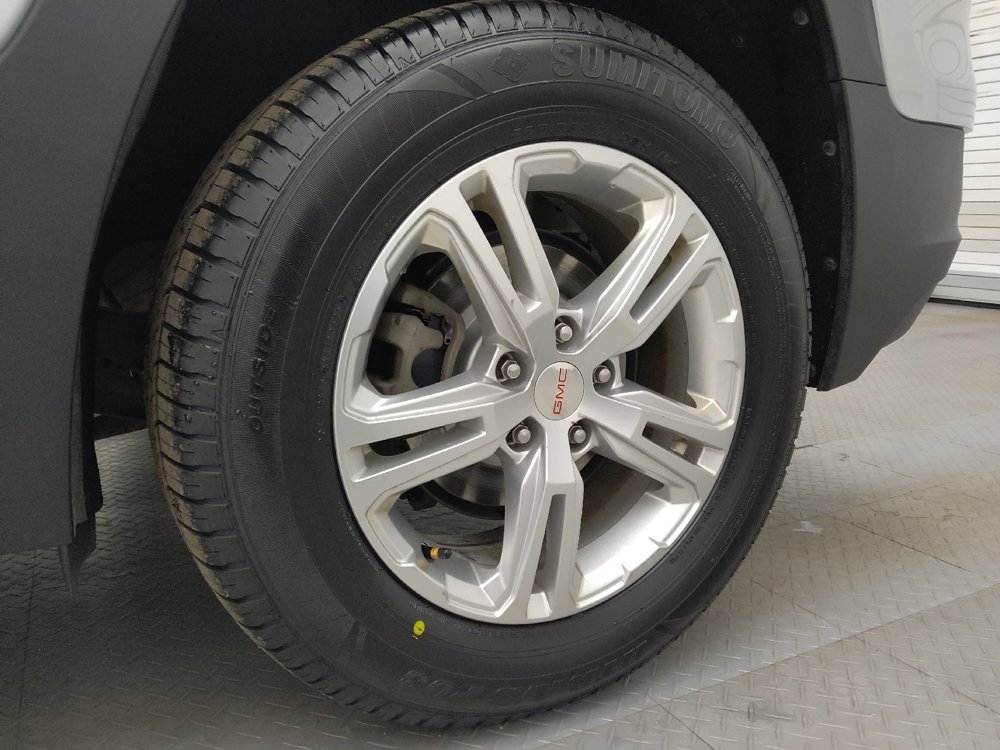 Used 2018 GMC Terrain SLE image 31