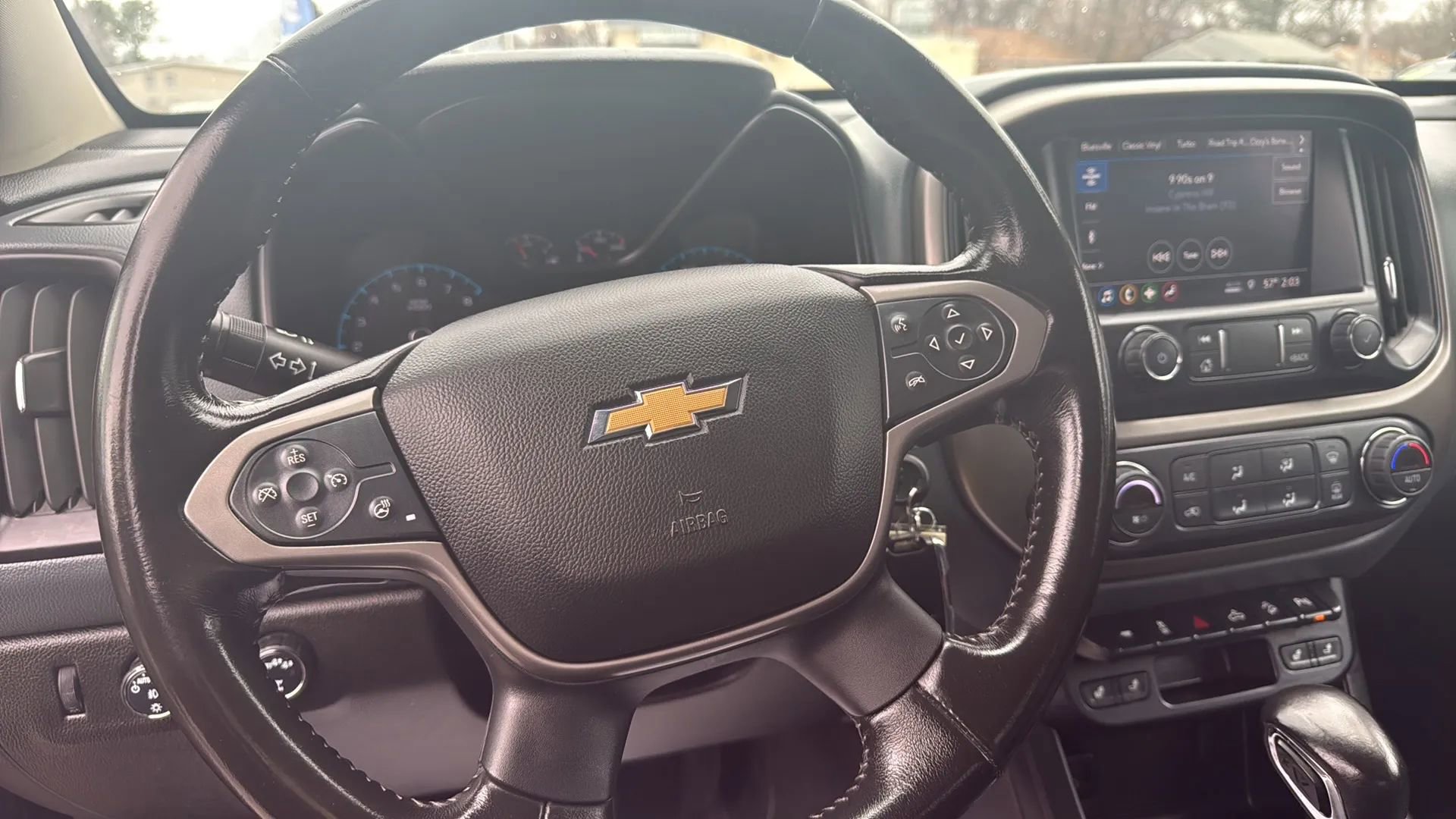 Used 2022 Chevrolet Colorado Z71 w/ Z71 Midnight Edition image 17