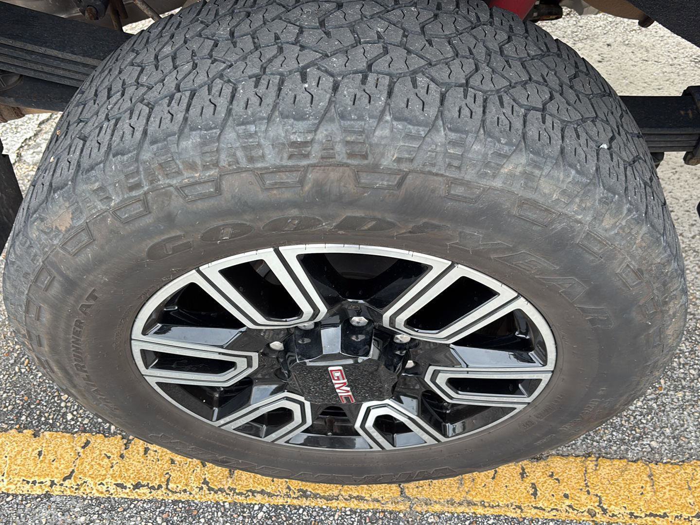 Used 2023 GMC Sierra 2500 AT4 w/ AT4 Premium Plus Package image 10