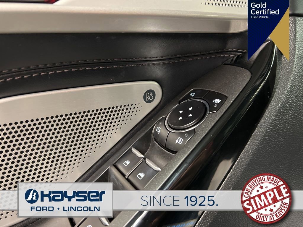 Certified 2022 Ford Explorer Platinum w/ Equipment Group 601A image 30