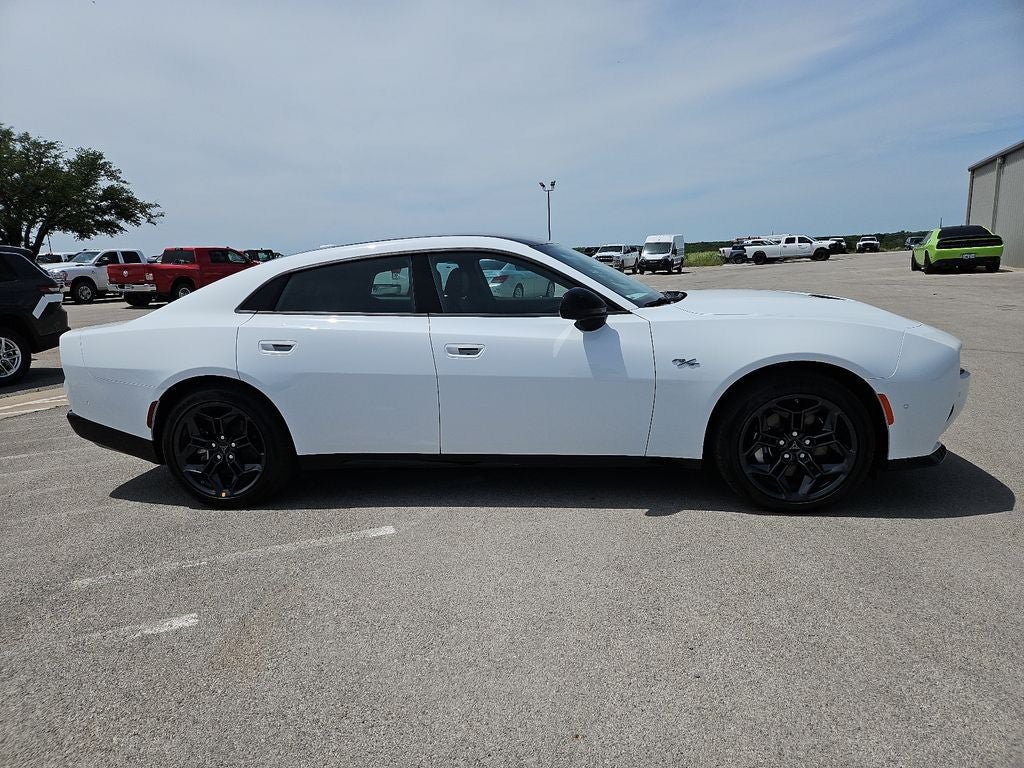 New 2026 Dodge Charger R/T AWD/4WD image 9