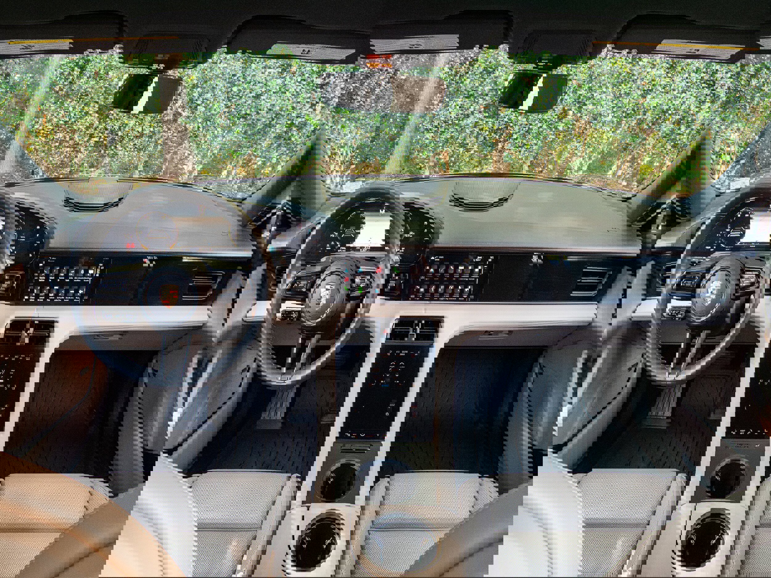 Used 2022 Porsche Taycan 4S image 25