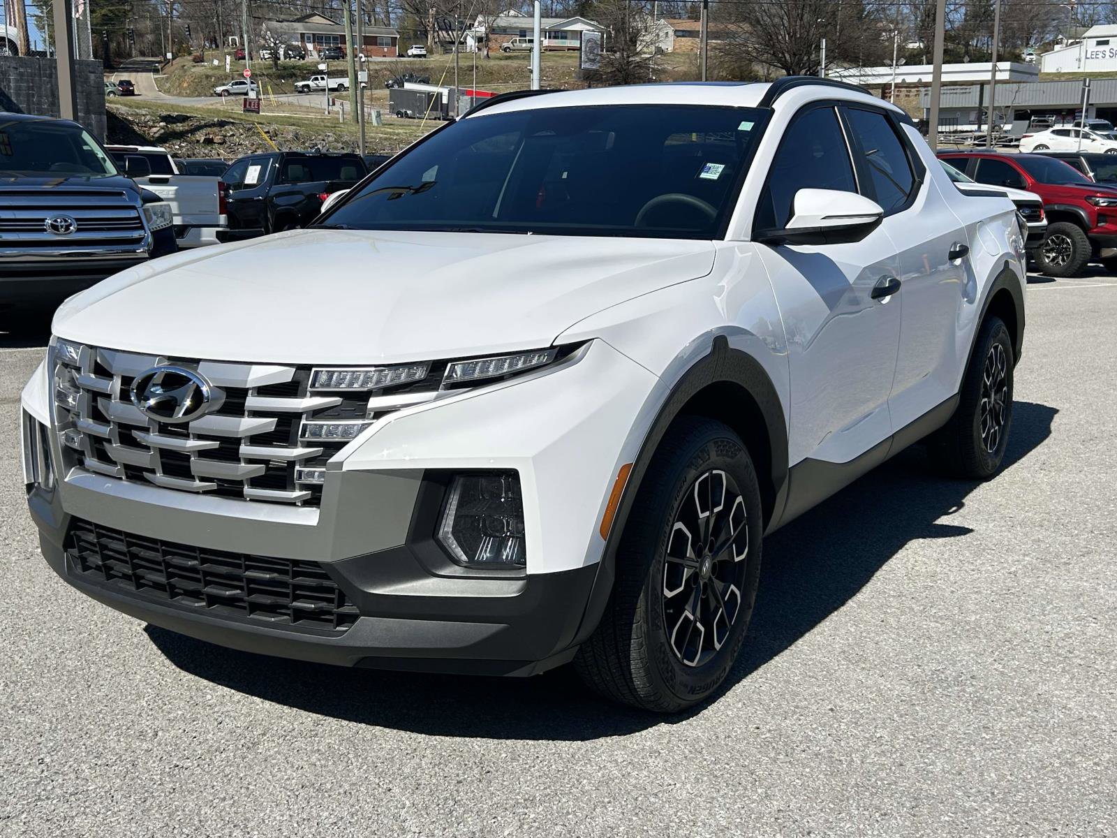 Used 2024 Hyundai Santa Cruz SEL w/ Activity Package image 7