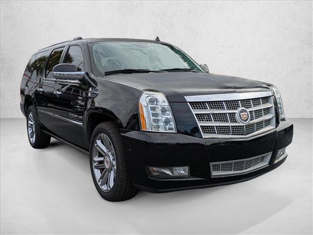 Used 2014 Cadillac Escalade ESV Platinum image 3