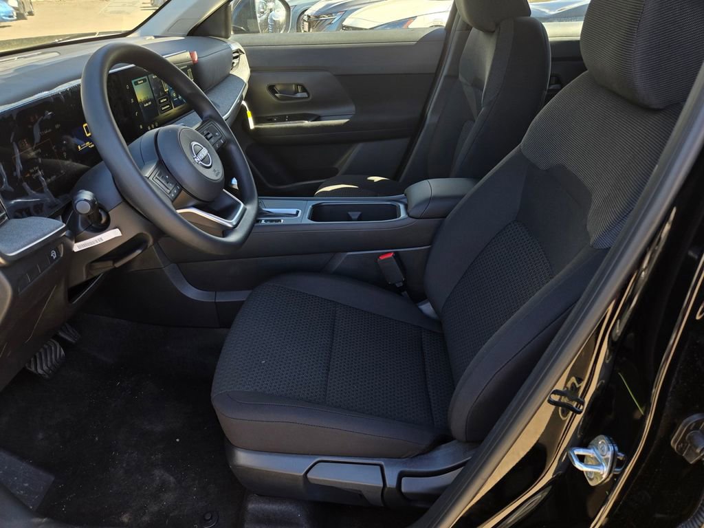 New 2026 Nissan Kicks S image 6