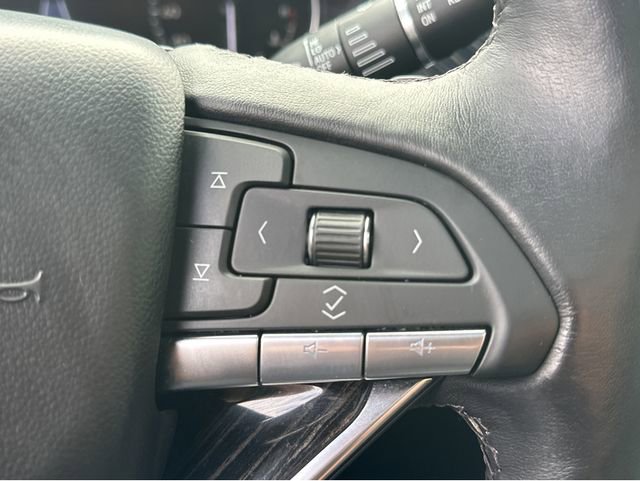 Certified 2024 Cadillac XT6 Premium Luxury image 30