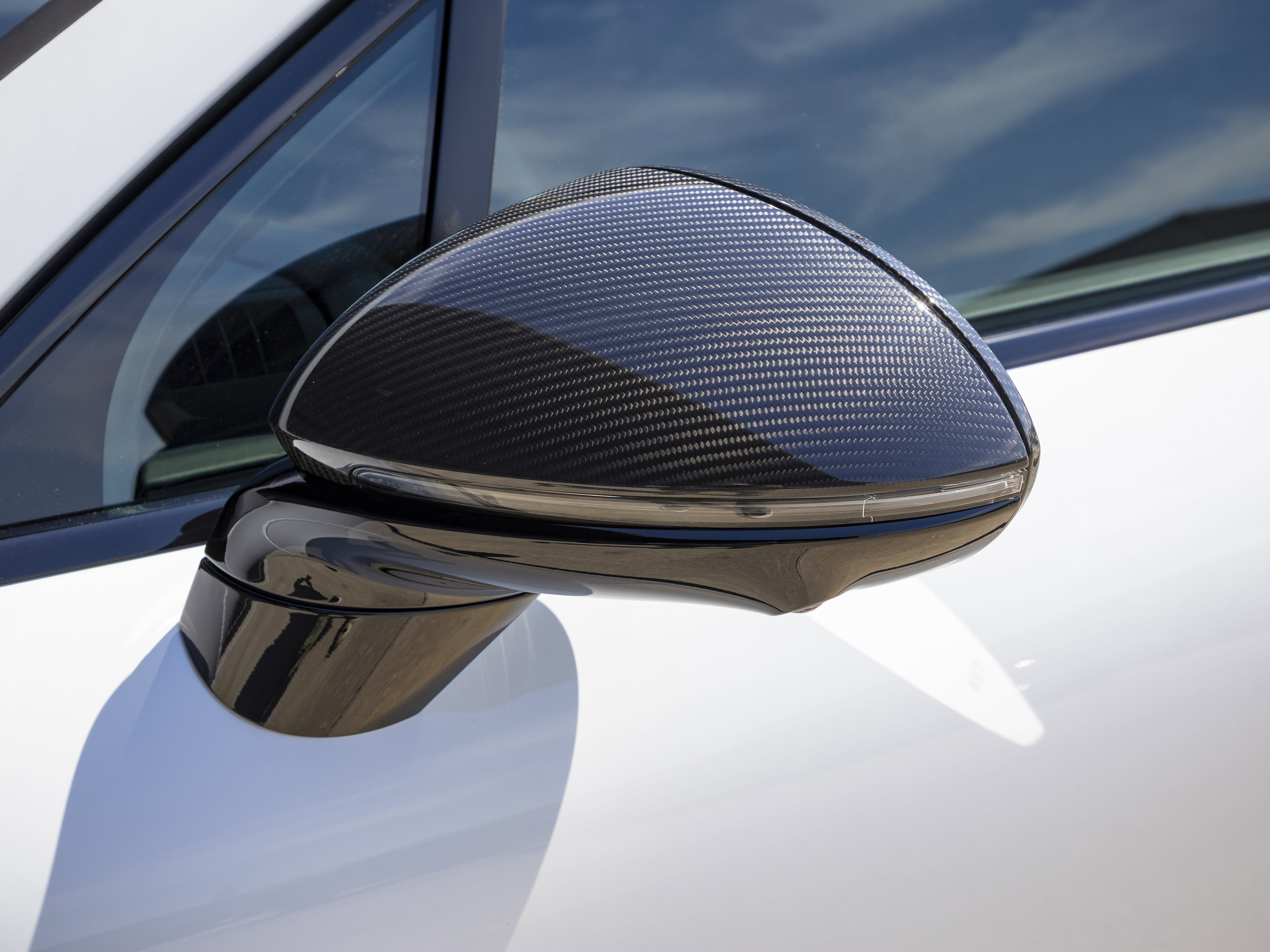 New 2026 Porsche Cayenne Turbo GT image 35