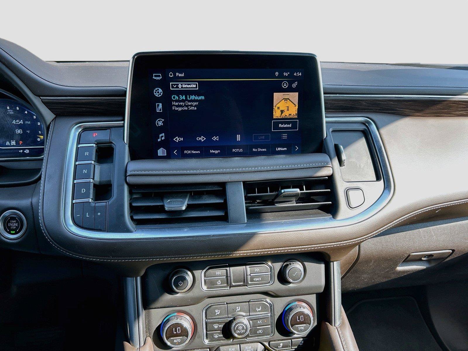 Used 2022 Chevrolet Tahoe Z71 w/ Luxury Package AWD/4WD image 30