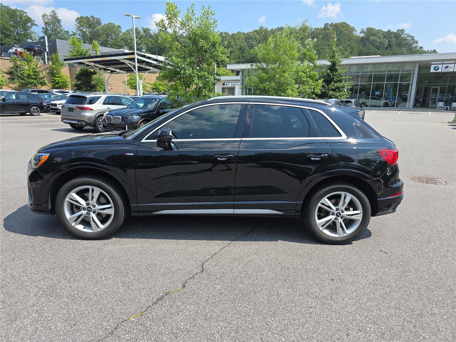 Used 2021 Audi Q3 2.0T Premium w/ Convenience Package AWD/4WD image 6