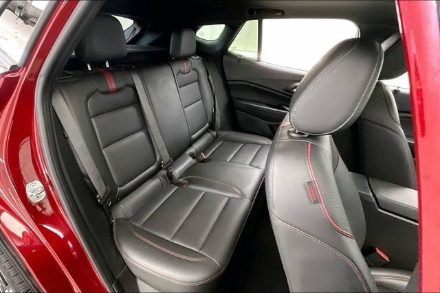 Certified 2024 Chevrolet Trax RS w/ Sunroof Package FWD image 19