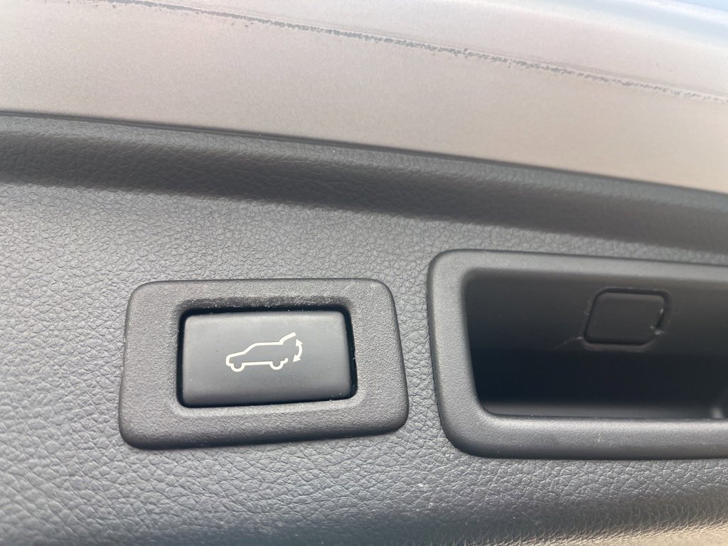 Used 2016 Subaru Forester 2.5i Limited w/ Popular Package #1 image 10