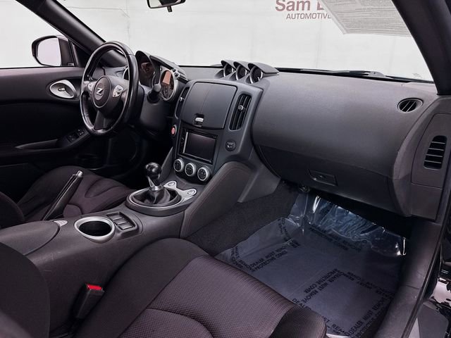 Used 2010 Nissan 370Z NISMO image 23