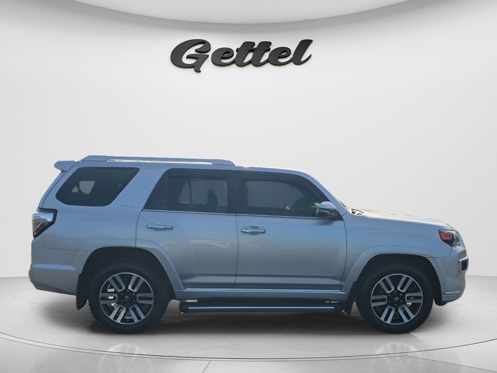 Used 2016 Toyota 4Runner Limited AWD/4WD image 5