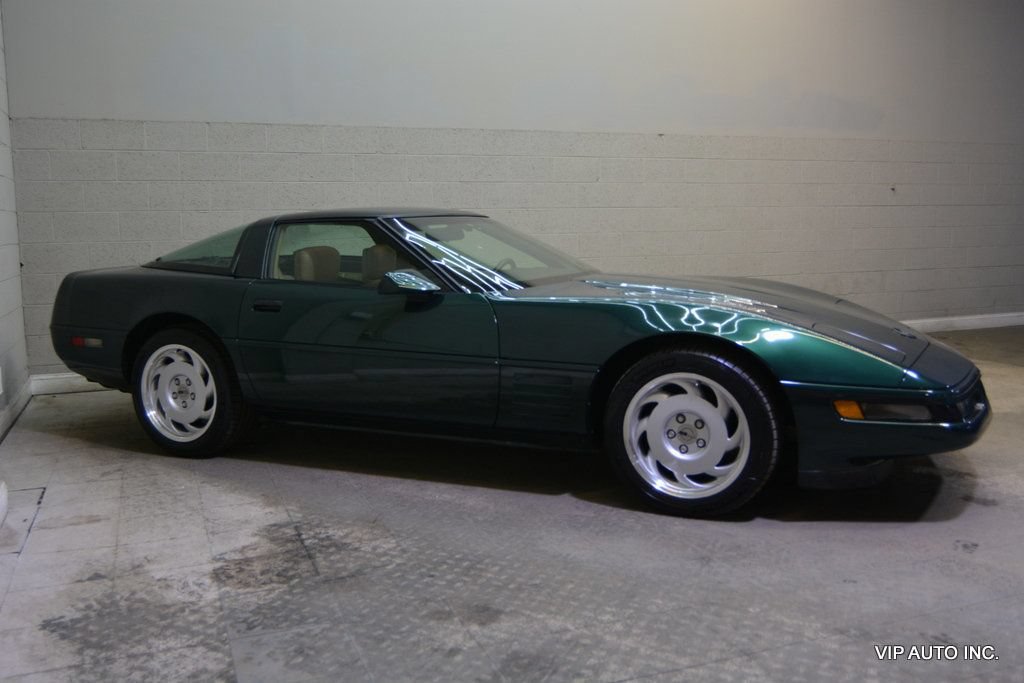 Used 1992 Chevrolet Corvette Coupe RWD image 22