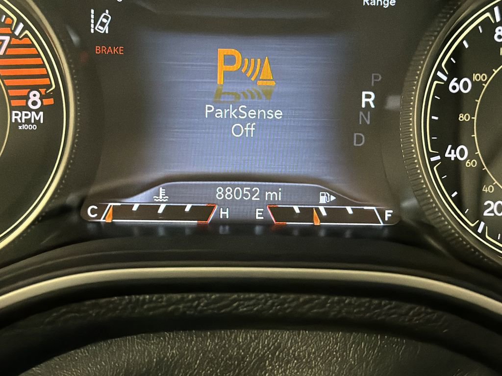 Used 2022 Jeep Cherokee Limited w/ Elite Package image 11