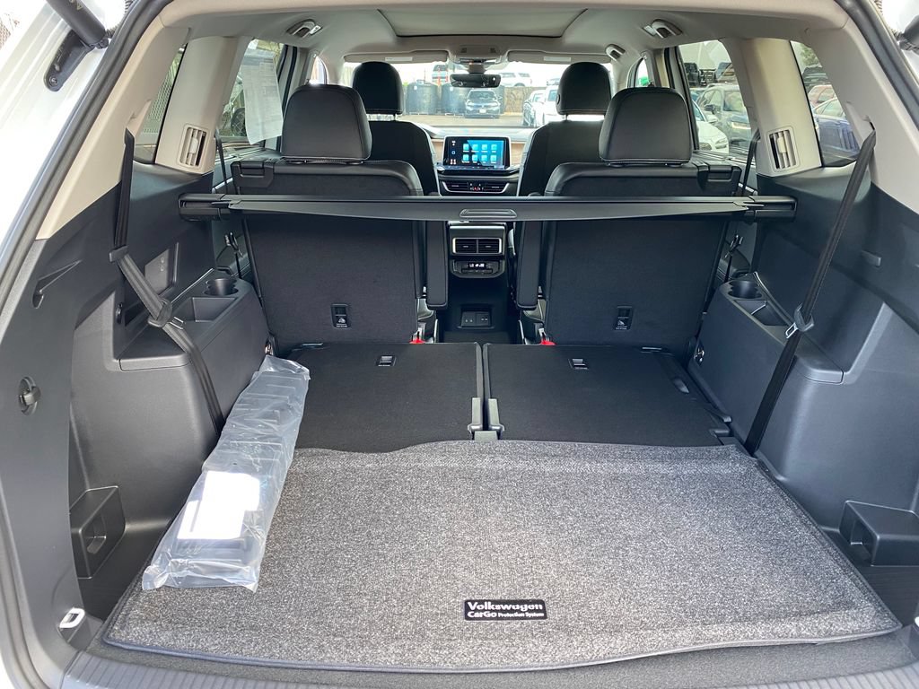 New 2026 Volkswagen Atlas SE FWD image 11