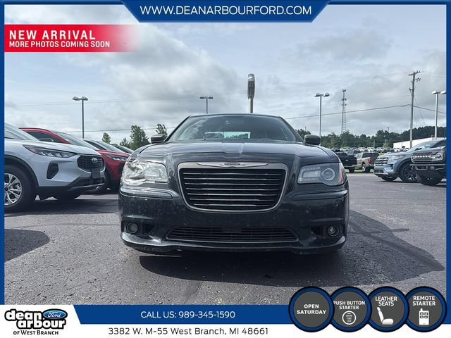 Used 2014 Chrysler 300 C RWD video 2