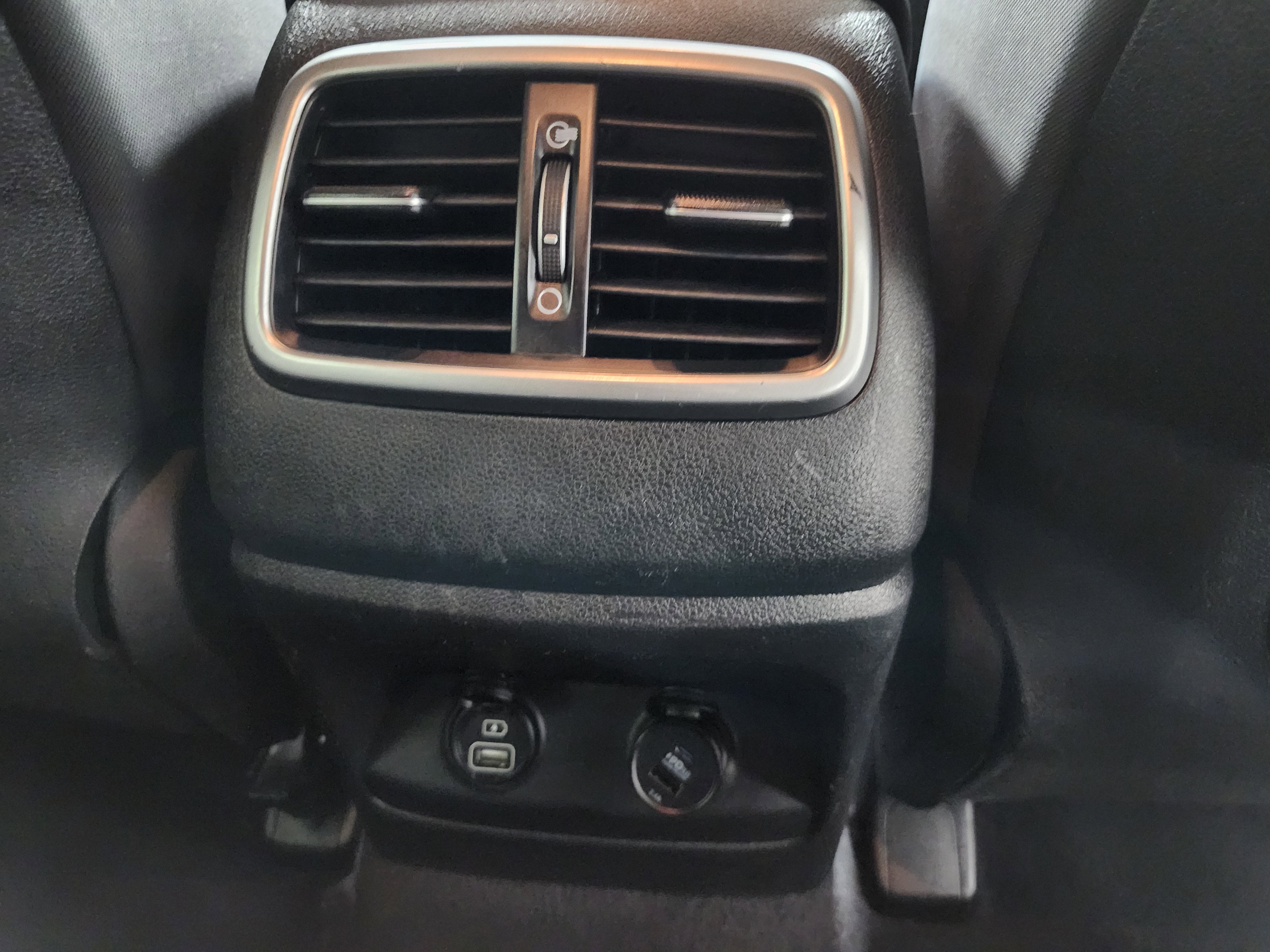 Used 2020 Kia Sorento LX V6 image 17