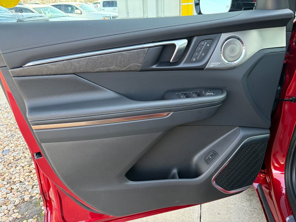 New 2025 Buick Enclave Avenir w/ Super Cruise Package image 14