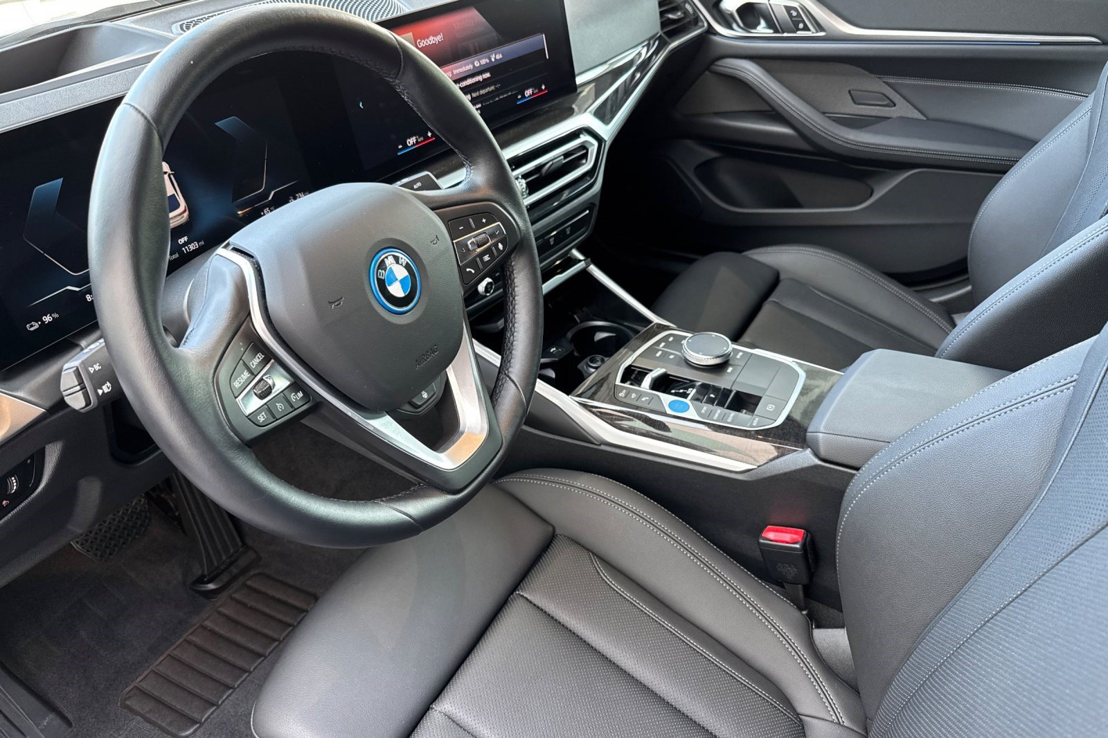Certified 2023 BMW i4 eDrive40 w/ Premium Package RWD image 11