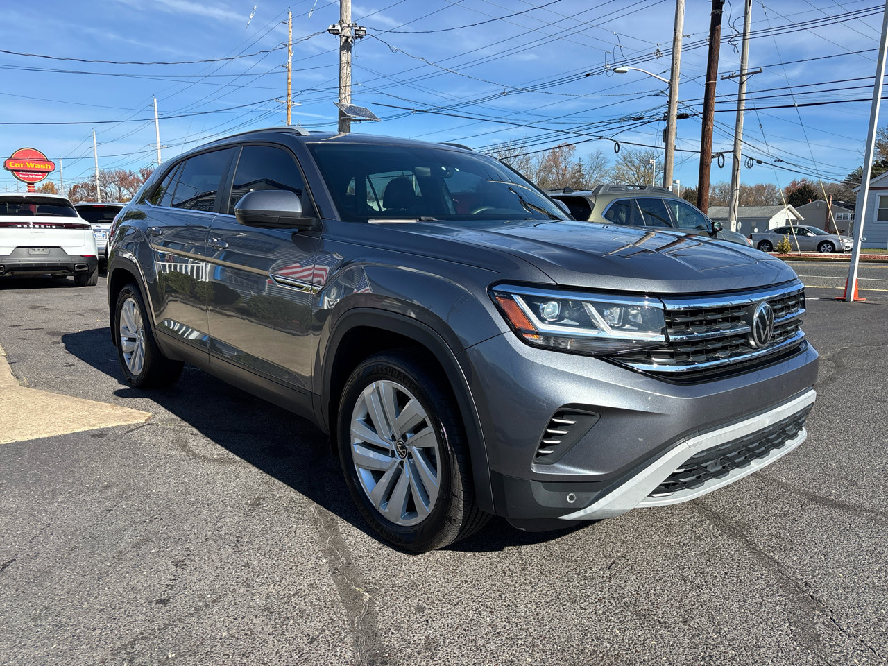 Used 2021 Volkswagen Atlas Cross Sport SE image 13