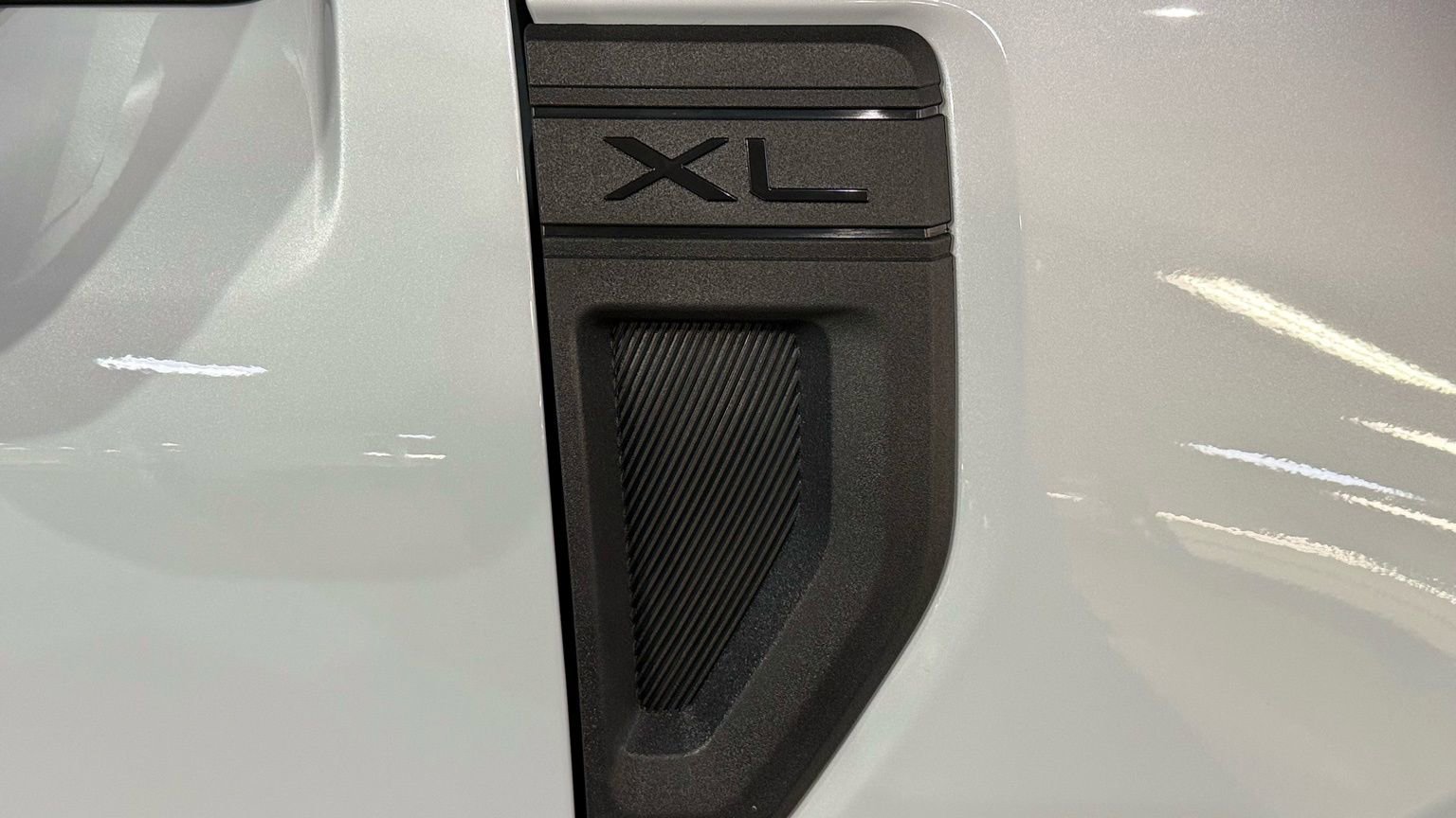 New 2026 Ford Maverick XL w/ Equipment Group 101A image 16