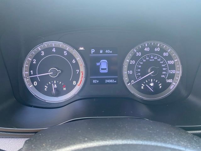 Used 2020 Hyundai Venue SEL image 19