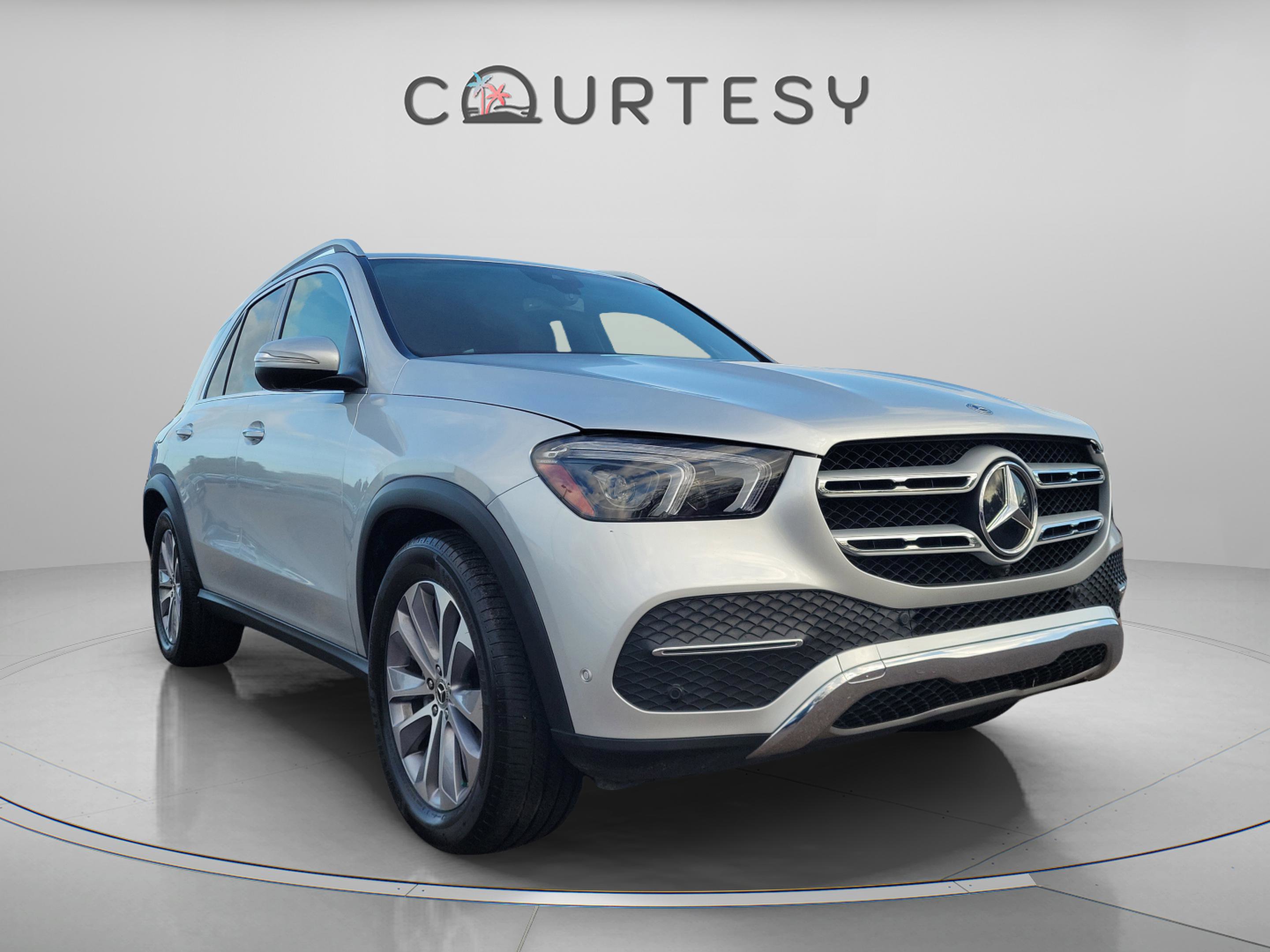 Used 2020 Mercedes-Benz GLE 350 4MATIC image 5